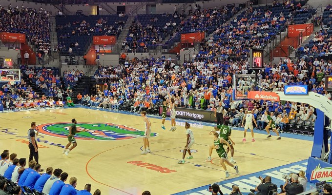 Loyola is Unable to Overcome Slow Start at&nbsp;Florida