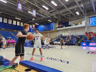 American Snaps Five Game Losing Streak Against&nbsp;Army